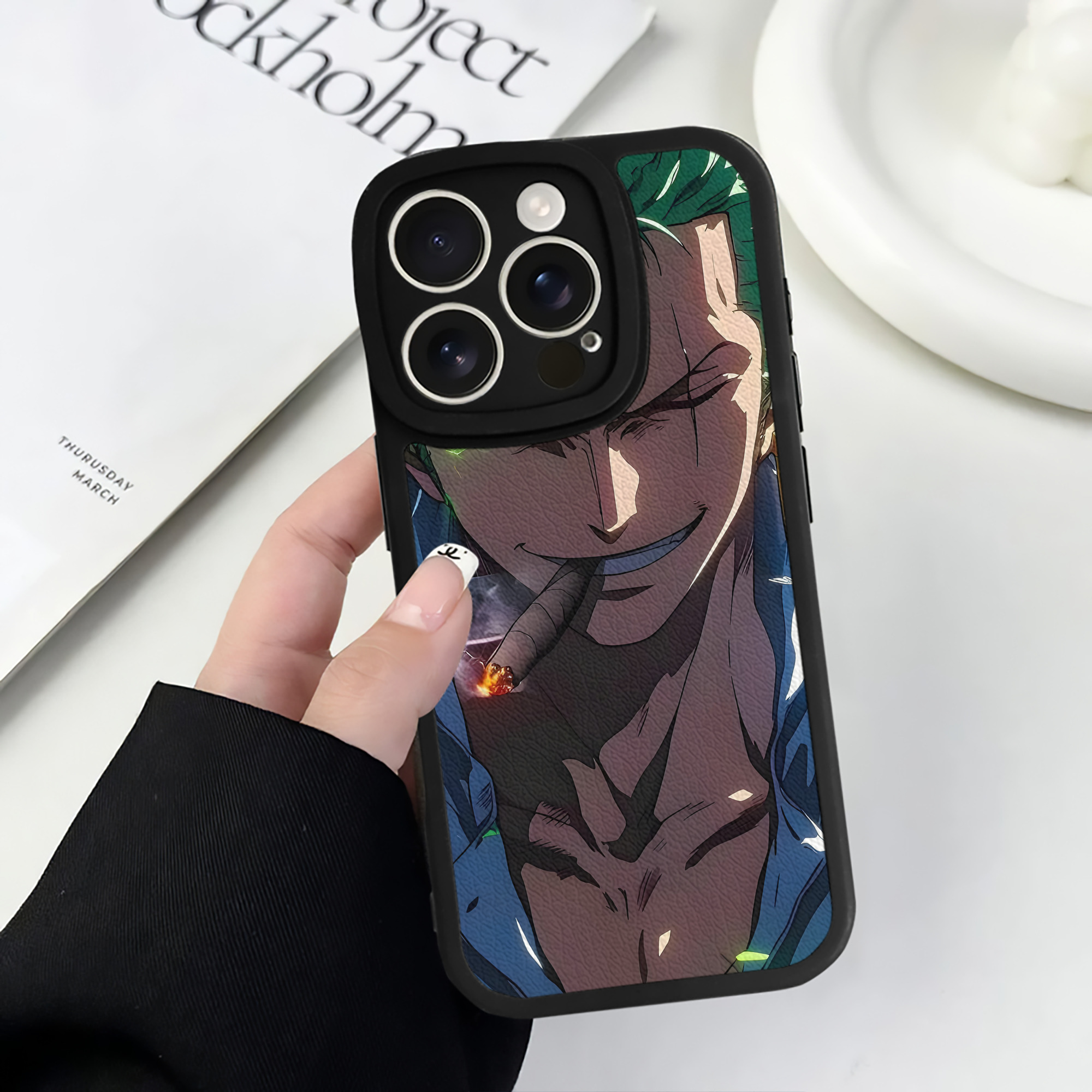 （画像用） ワンピース ONE PIECE 【iPhone 16シリーズ対応】シリコンスマホケース（レザー調） 材質：シリコン